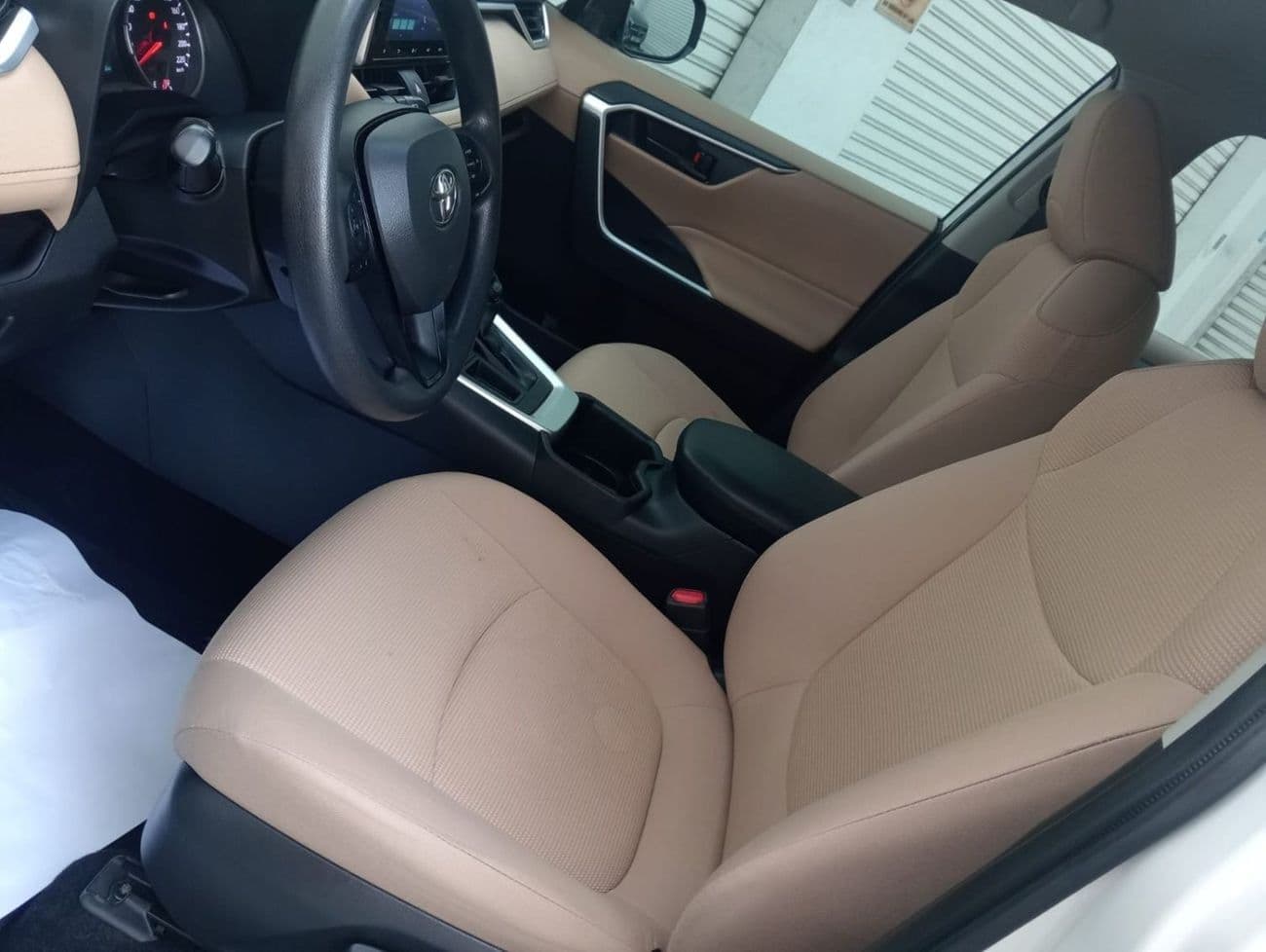 2023 Toyota RAV4 EXR thumbnail 8