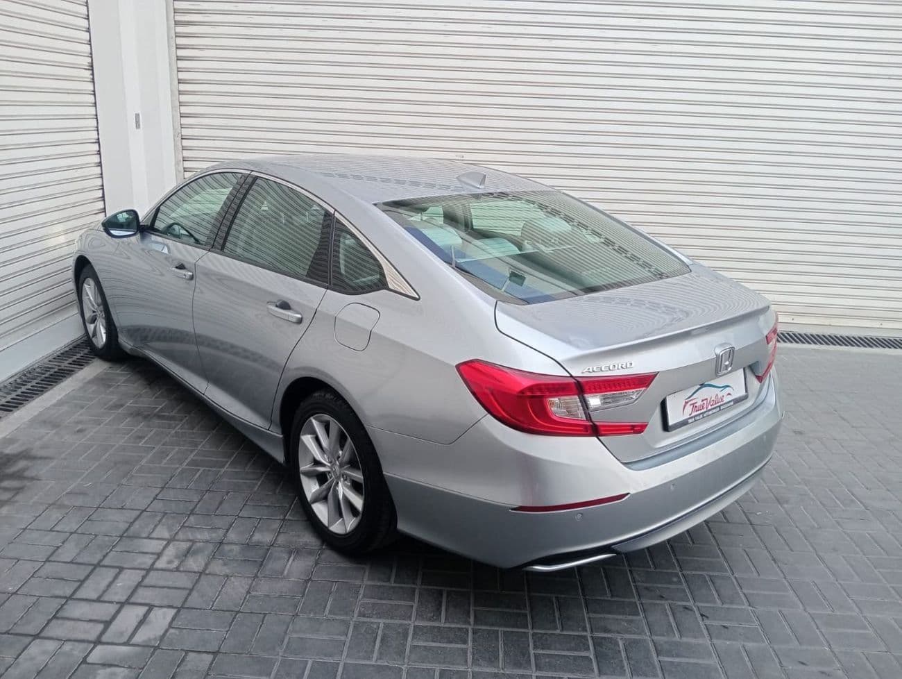 2022 Honda Accord LX thumbnail 4
