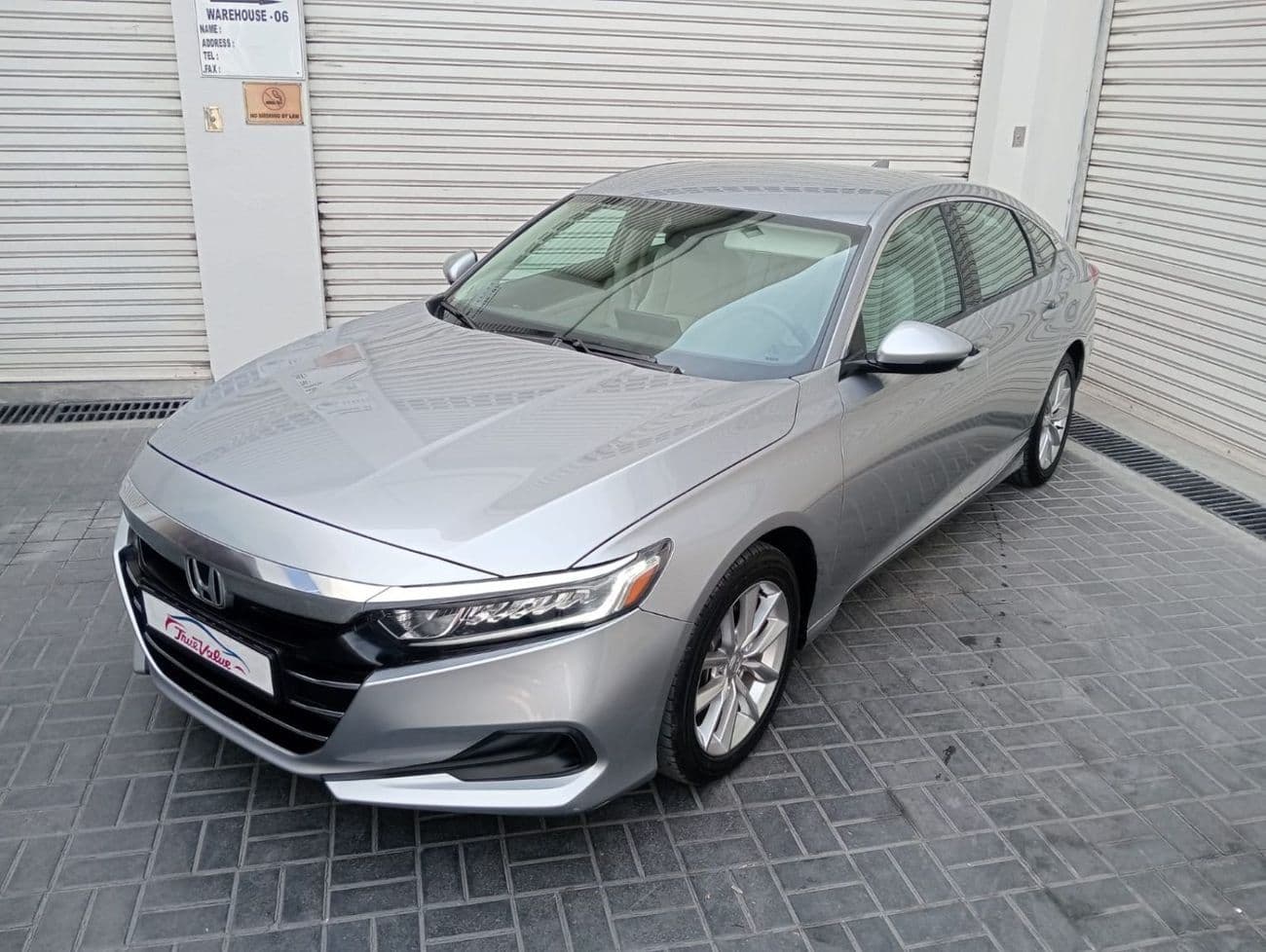 2022 Honda Accord LX thumbnail 2