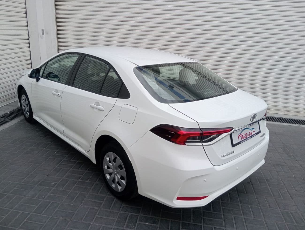 2023 Toyota Corolla XLI thumbnail 5