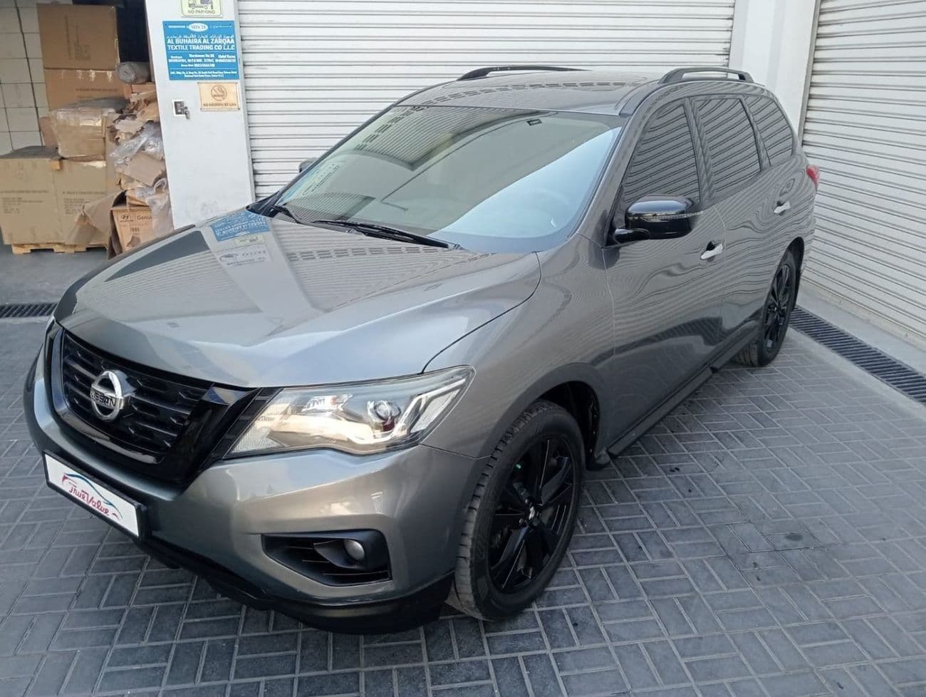 2019 Nissan Pathfinder SV thumbnail 2