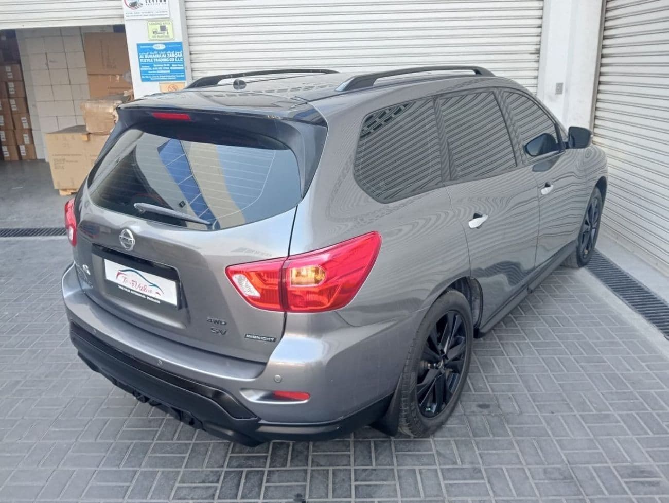 2019 Nissan Pathfinder SV thumbnail 3