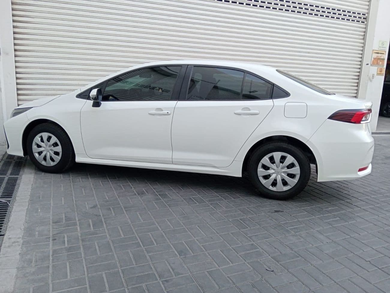 2023 Toyota Corolla XLI thumbnail 6