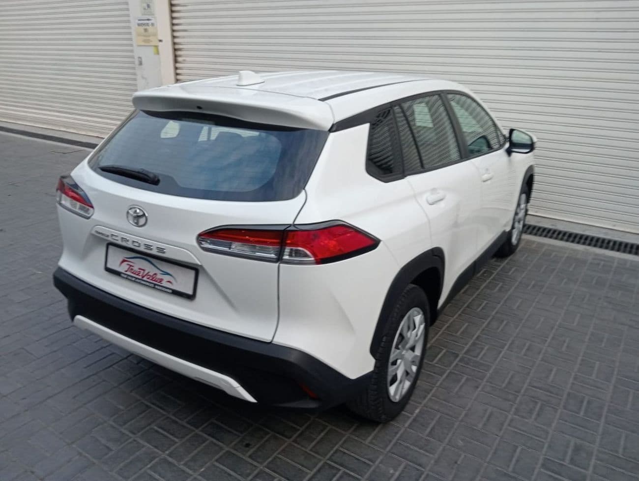 2023 Toyota Corolla Cross XL thumbnail 4