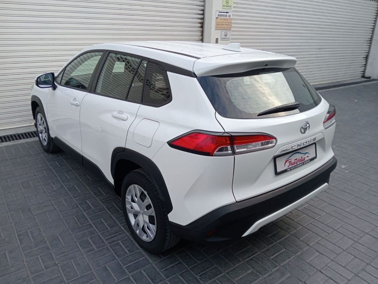 2023 Toyota Corolla Cross XL thumbnail 3