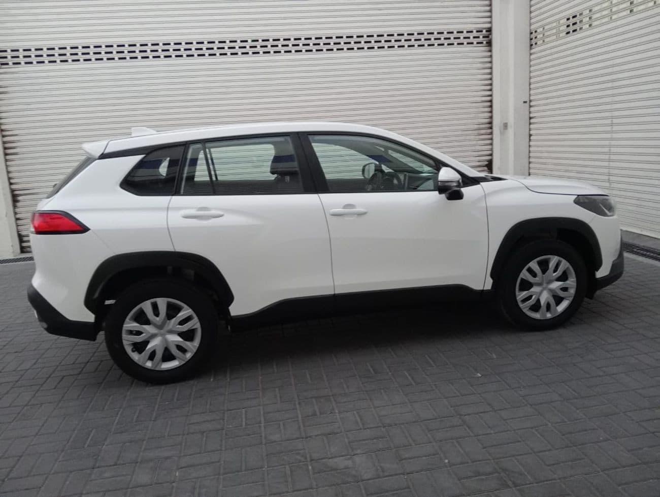 2023 Toyota Corolla Cross XL thumbnail 8
