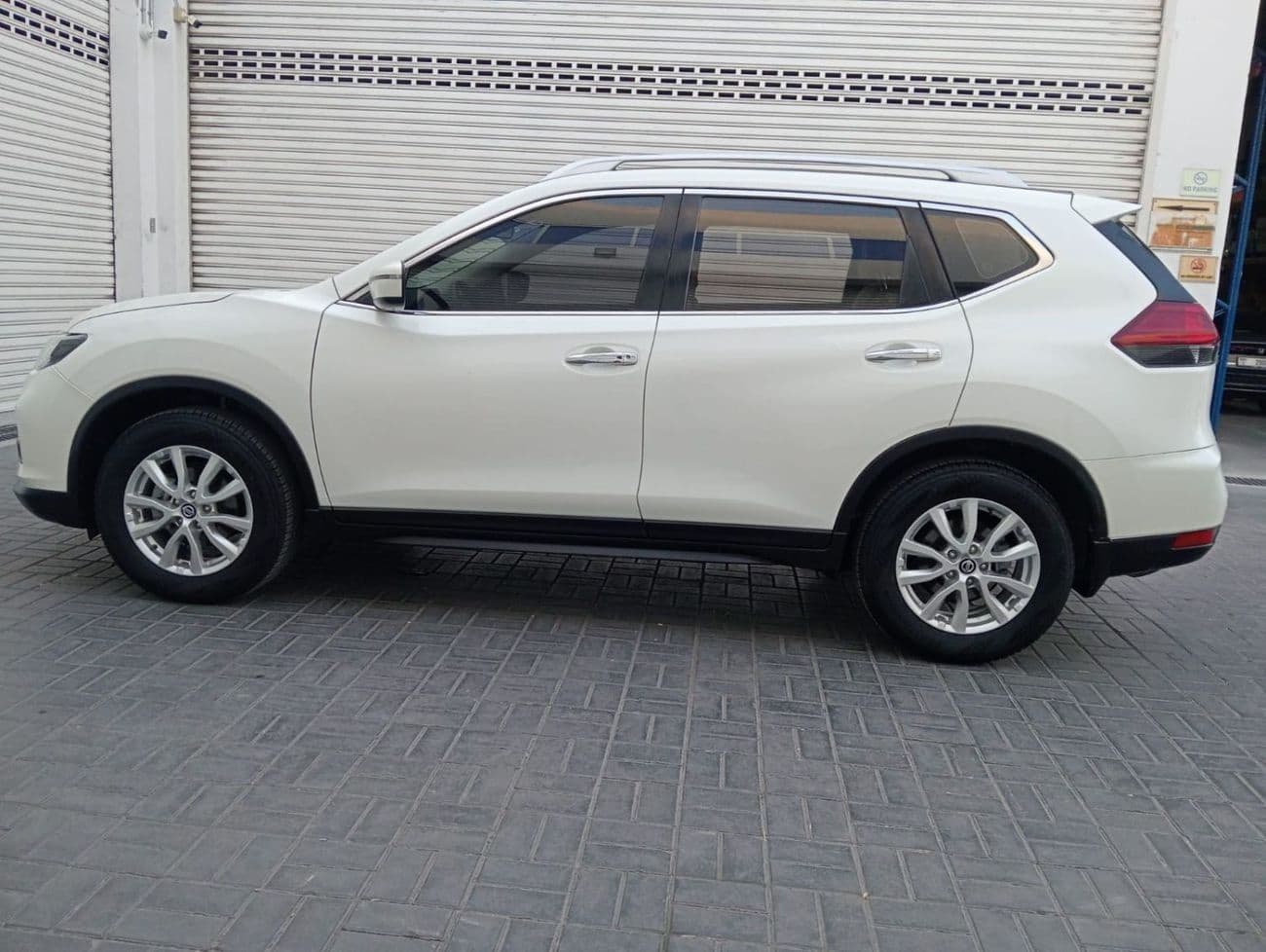 2022 Nissan X Trail S thumbnail 3
