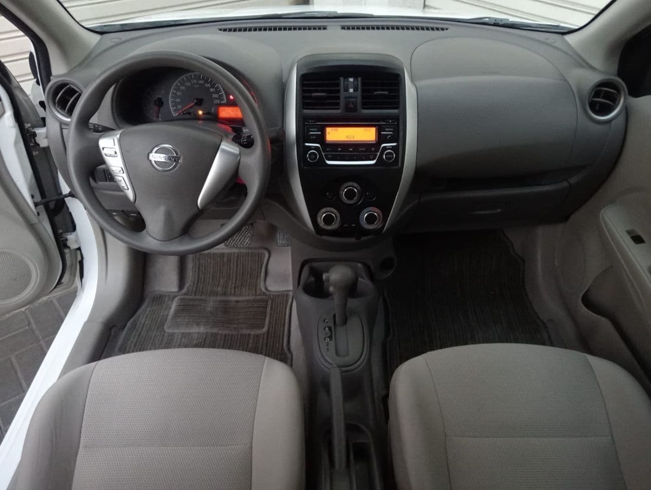 2023 Nissan Sunny SV thumbnail 6