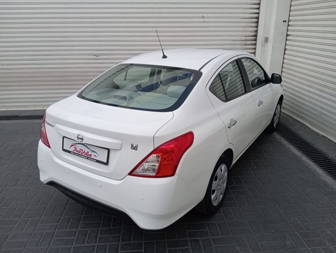 2023 Nissan Sunny SV thumbnail 2