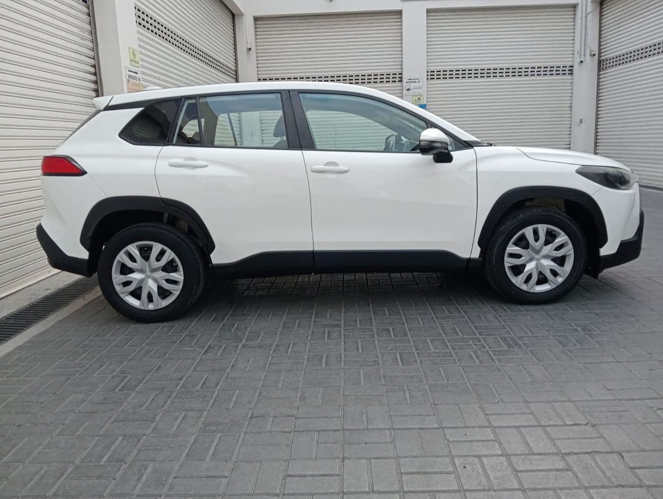 2023 Toyota Corolla Cross XL thumbnail 5