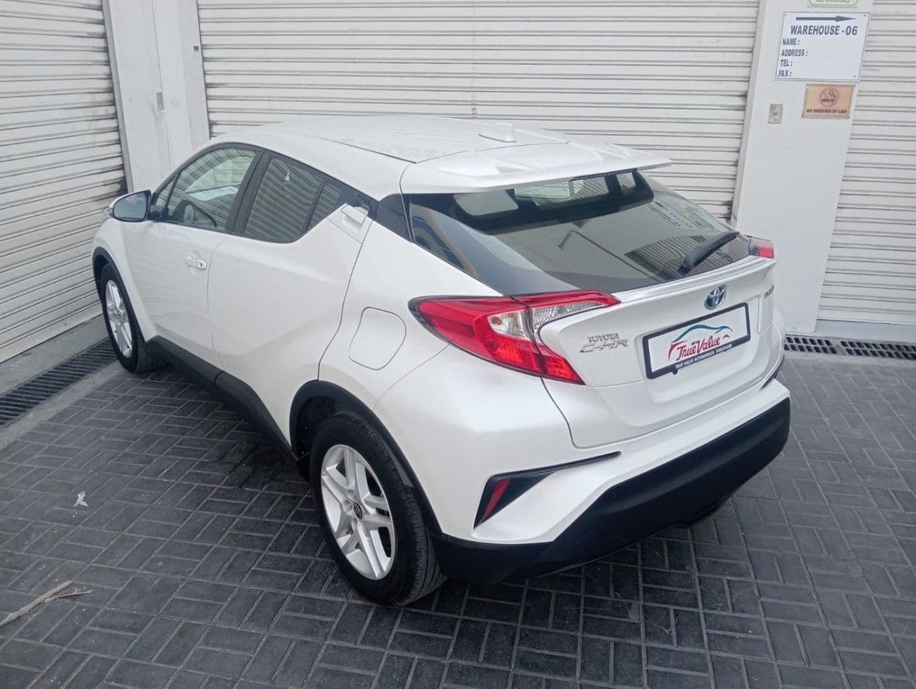 2023 Toyota C HR GX thumbnail 4