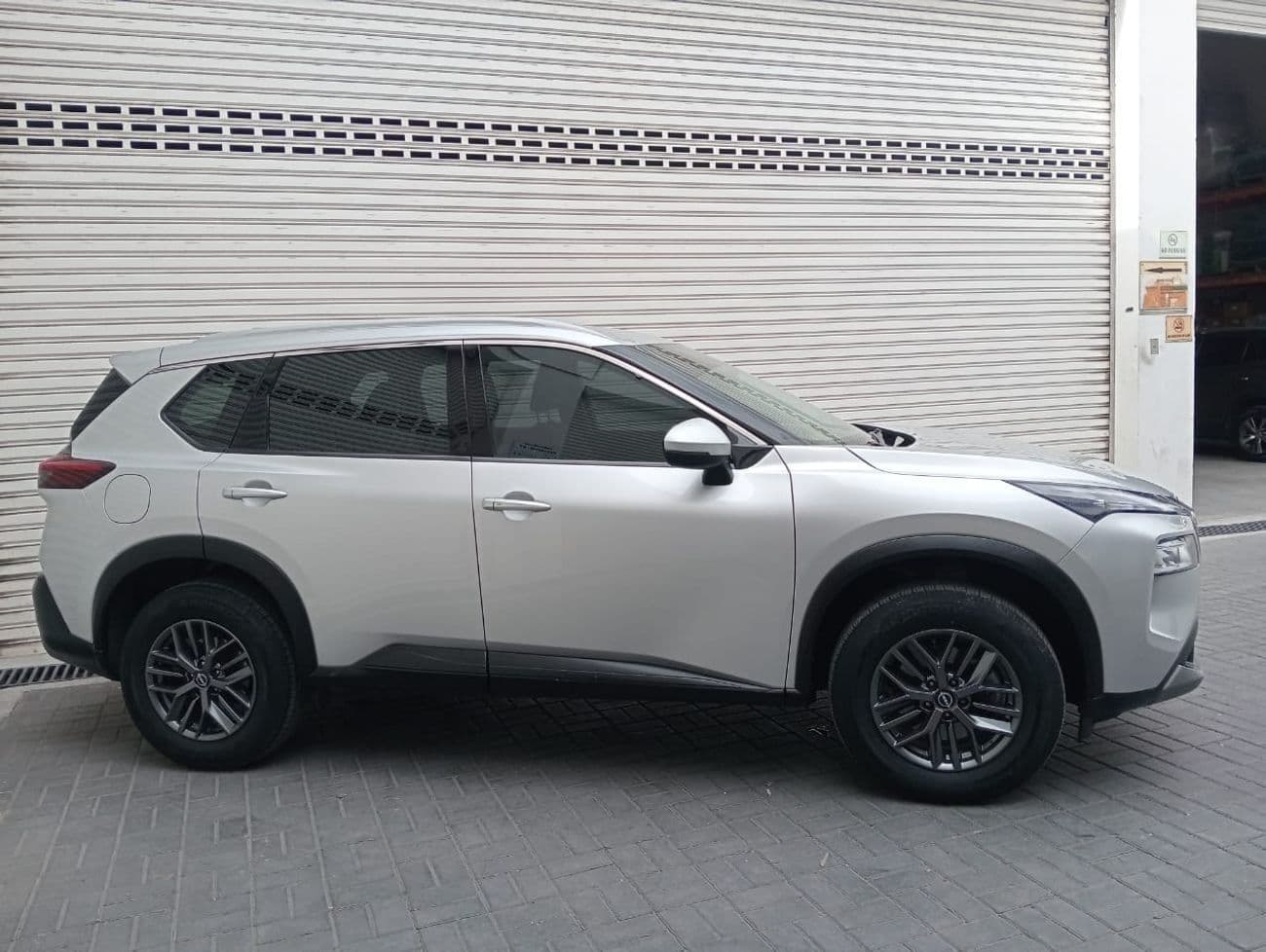 2023 Nissan X Trail S thumbnail 4