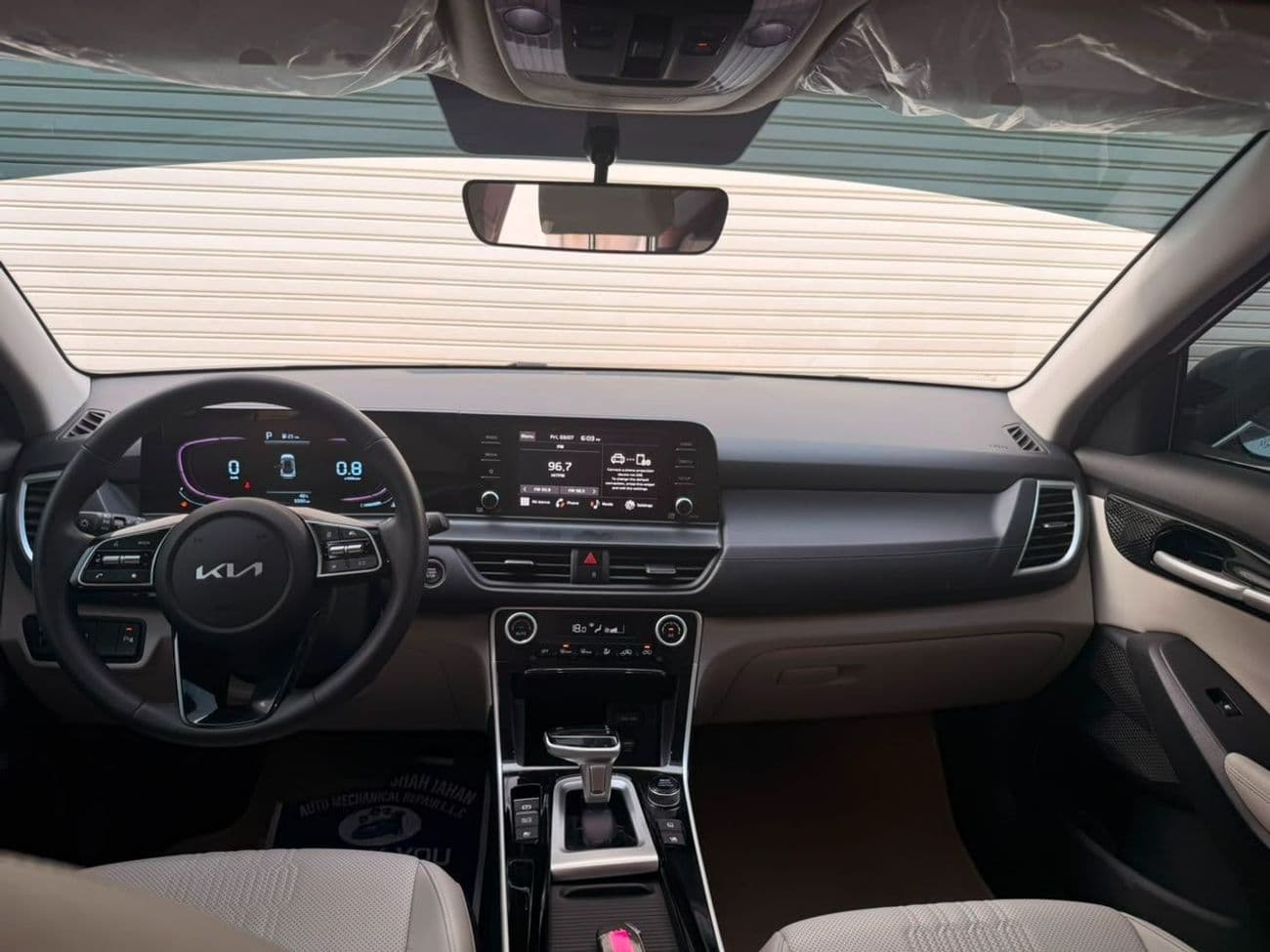 2025 Kia Seltos EX thumbnail 7