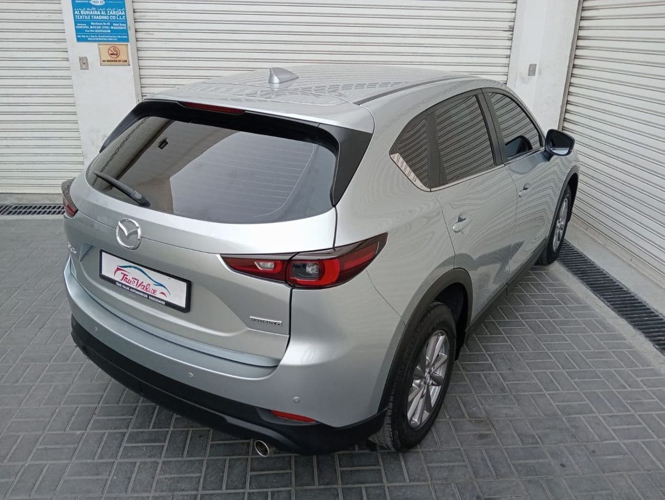 2024 Mazda CX 5 GL thumbnail 3