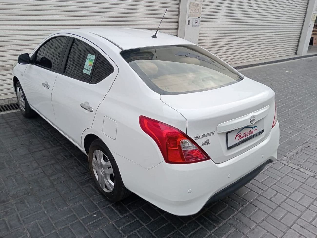 2023 Nissan Sunny SV thumbnail 2