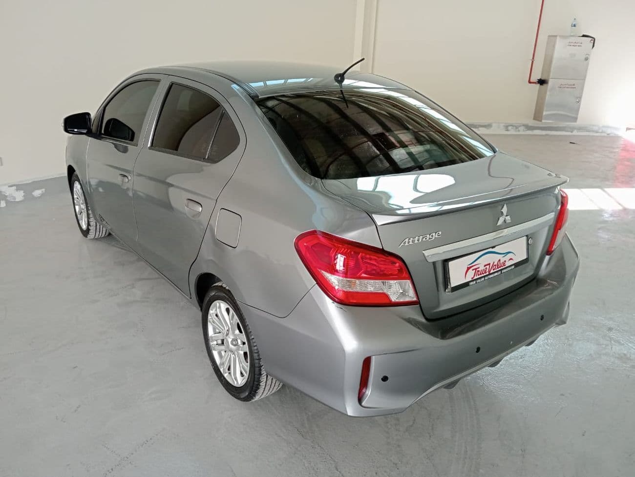 2022 Mitsubishi Attrage GLX thumbnail 4