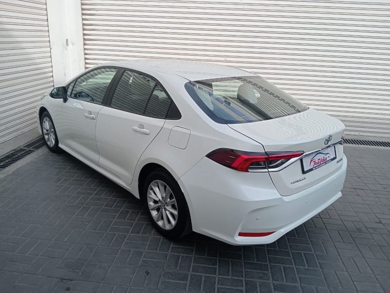 2021 Toyota Corolla XLI thumbnail 3