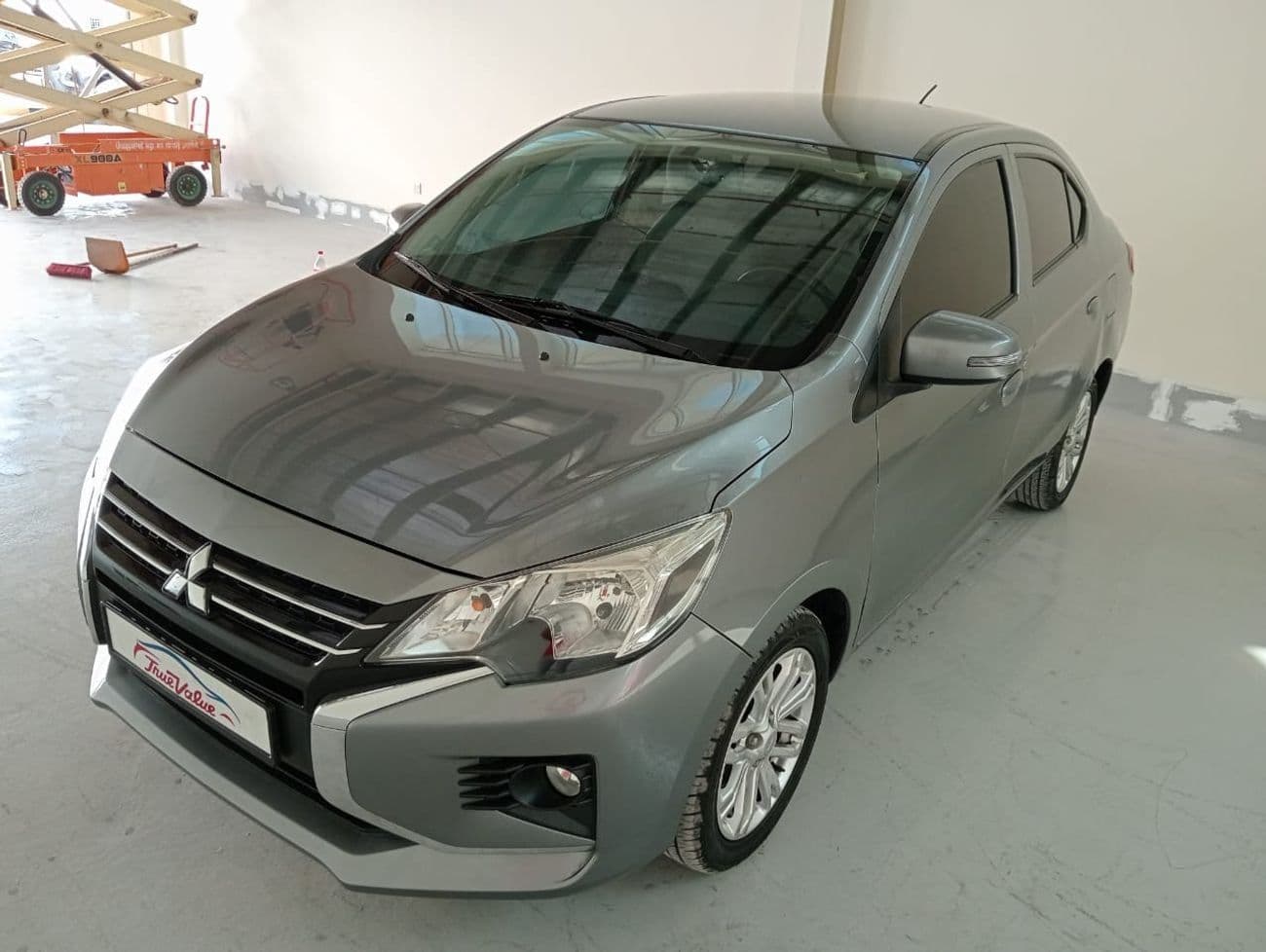 2022 Mitsubishi Attrage GLX thumbnail 2