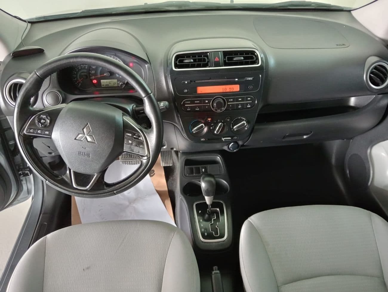 2022 Mitsubishi Attrage GLX thumbnail 5