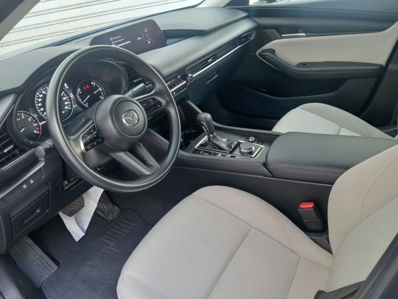 2025 Mazda 3 STANDARD thumbnail 8