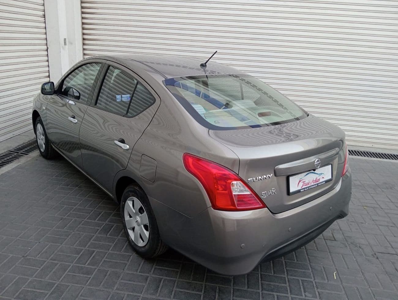2019 Nissan Sunny SV thumbnail 5