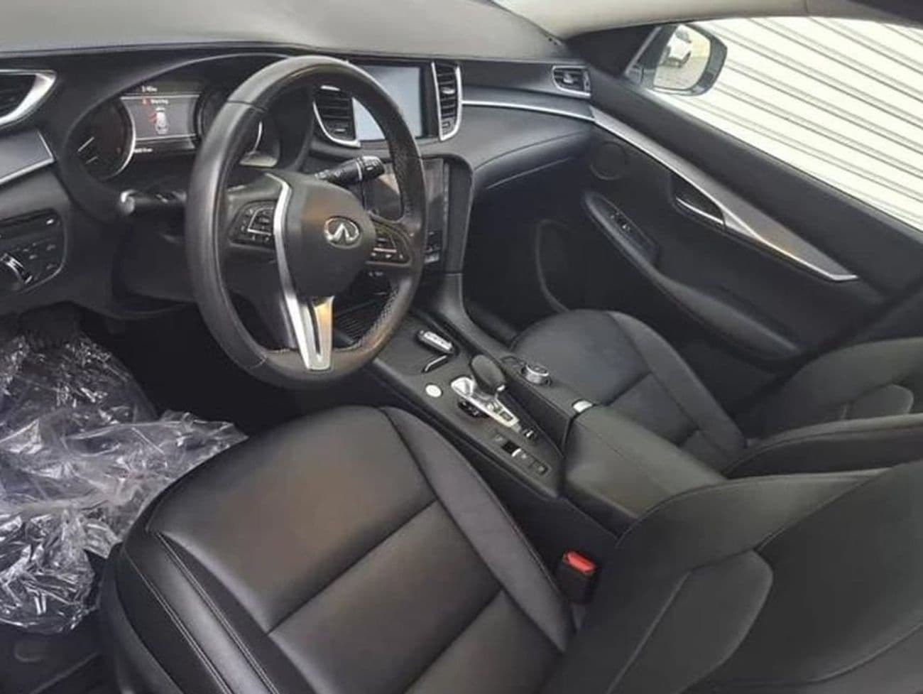 2021 Infiniti QX50 LUXE SENSORY thumbnail 6