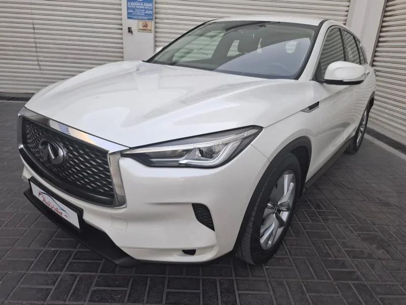 2021 Infiniti QX50 LUXE SENSORY thumbnail 2