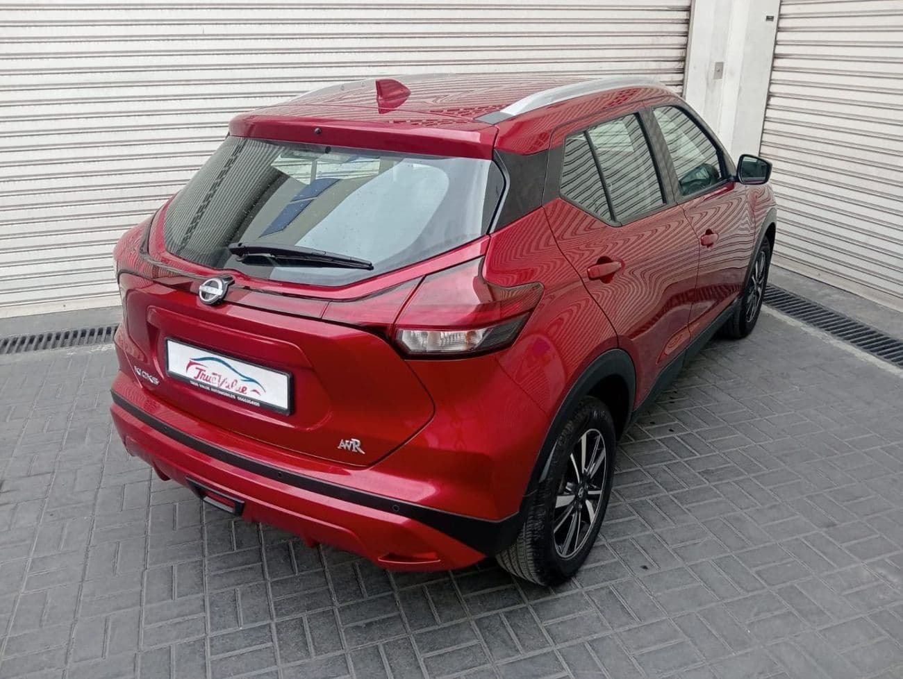 2024 Nissan Kicks SV thumbnail 3