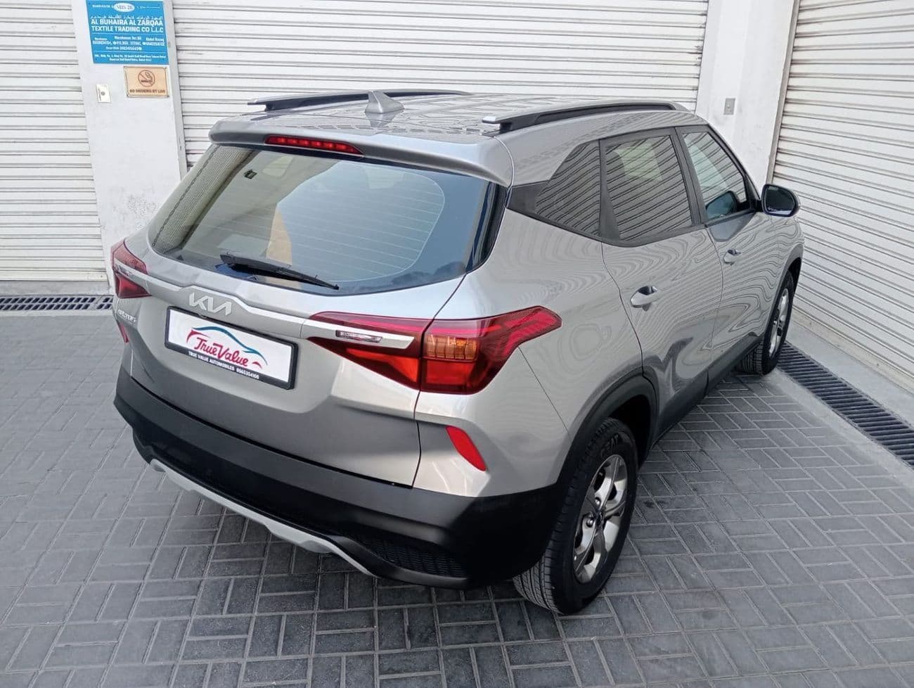2022 Kia Seltos EX thumbnail 5