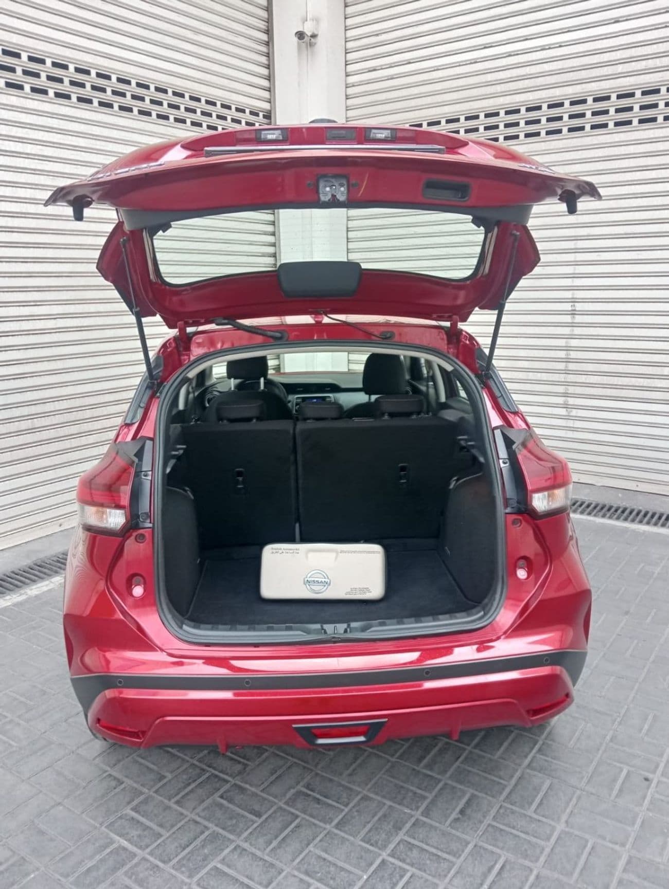 2024 Nissan Kicks SV thumbnail 7
