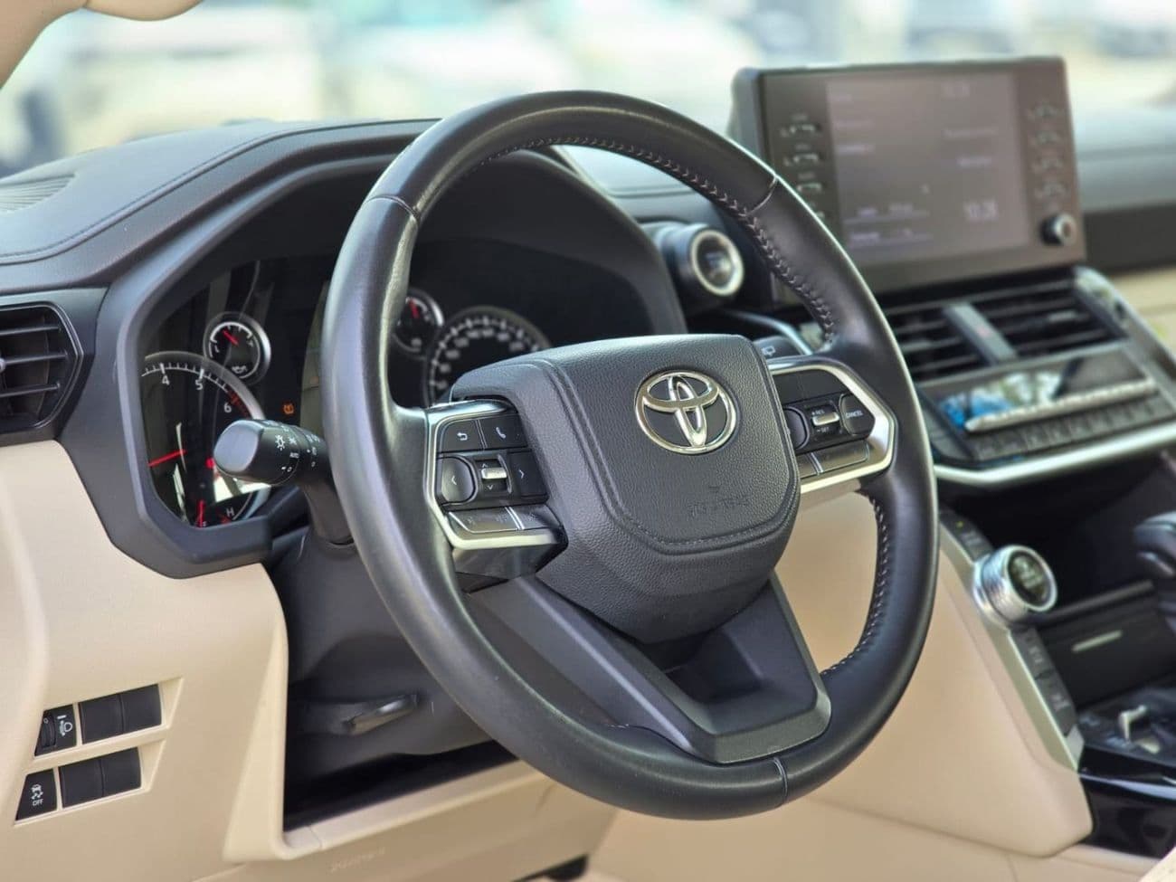 2024 Toyota Land Cruiser EXR thumbnail 5