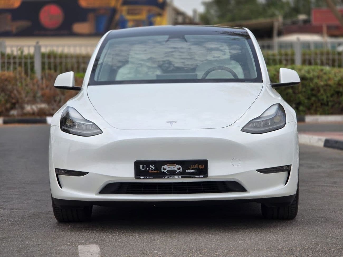 2024 Tesla Model Y LONG RANGE thumbnail 3