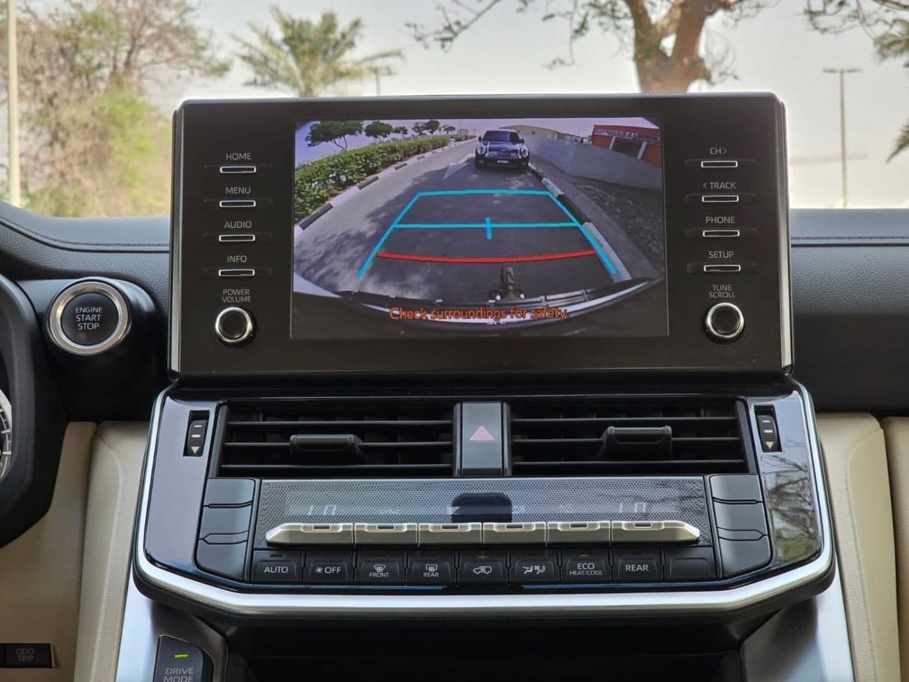 2024 Toyota Land Cruiser EXR thumbnail 7