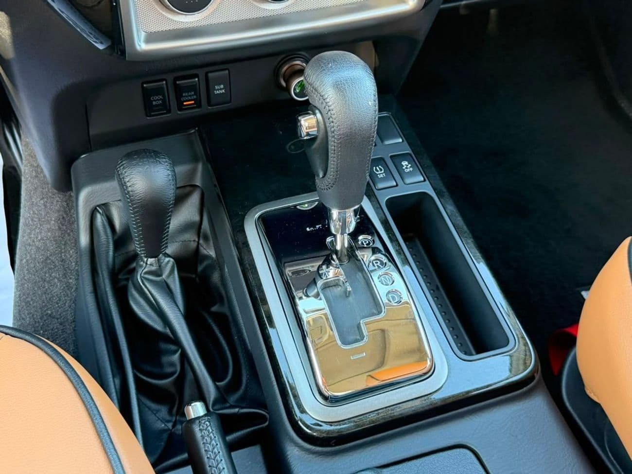 2021 Nissan Patrol SUPER SAFARI thumbnail 6