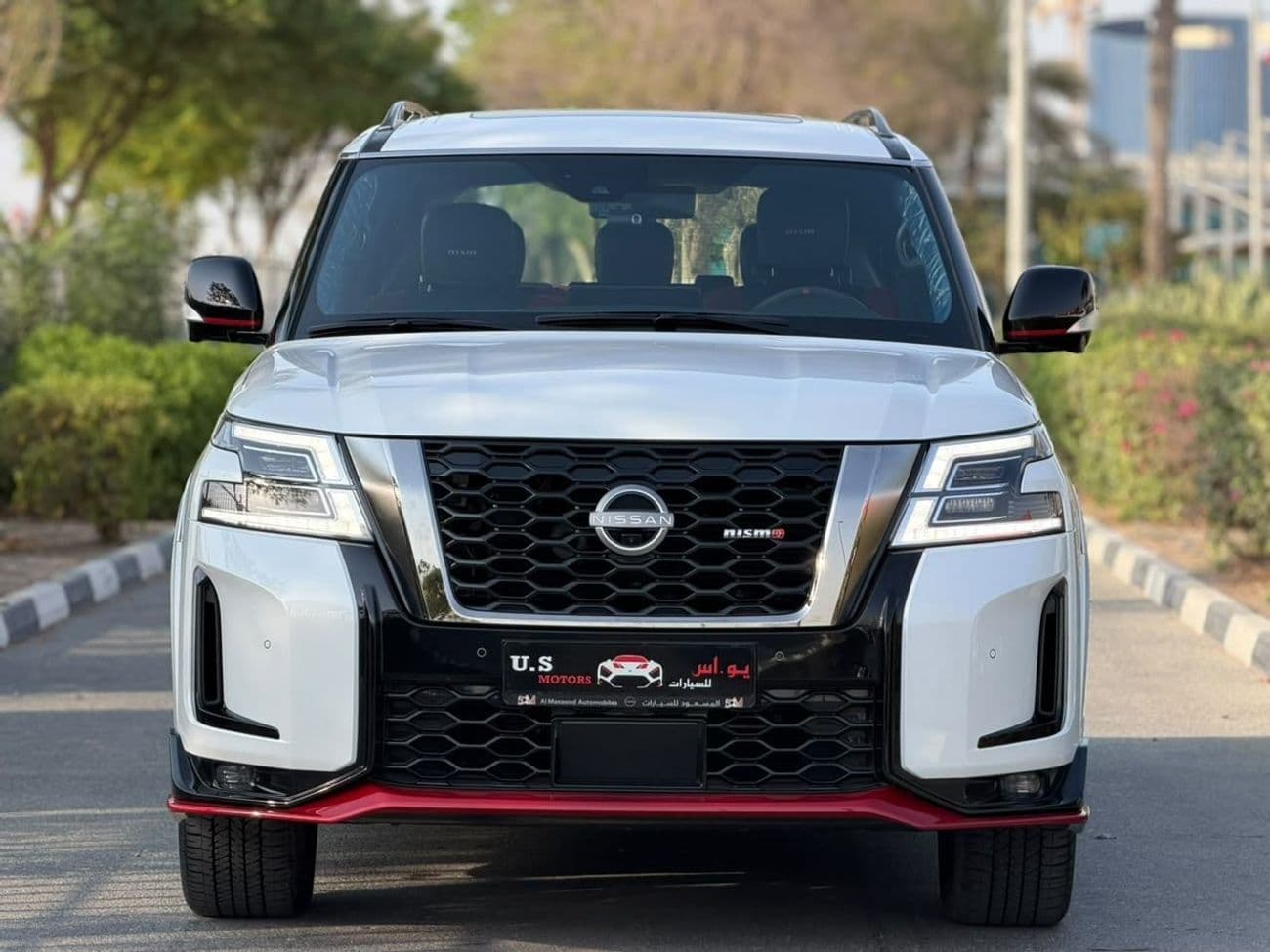 2022 Nissan Patrol NISMO thumbnail 3