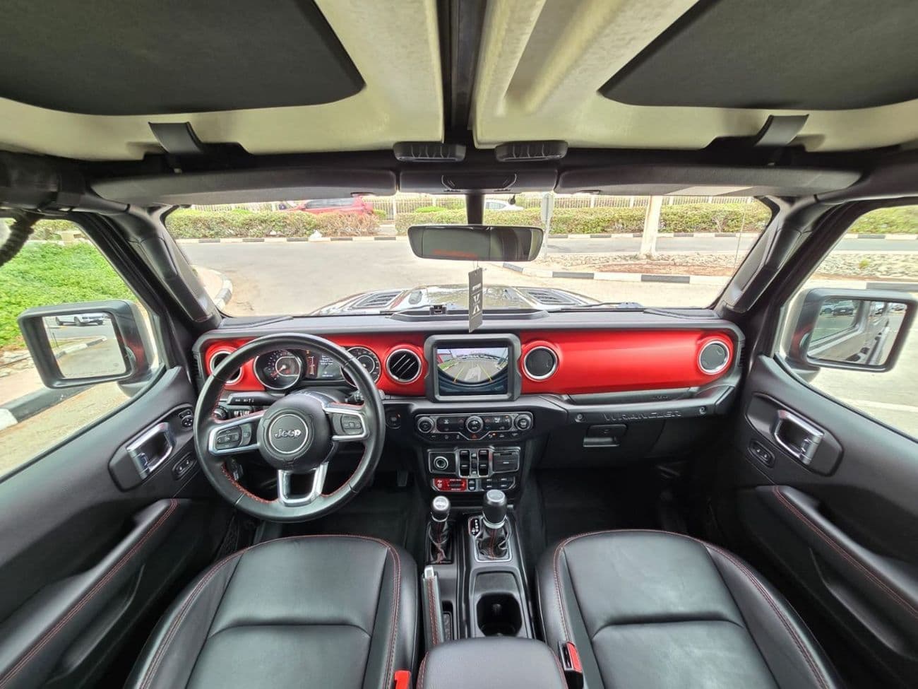 2022 Jeep Wrangler Unlimited RUBICON thumbnail 8