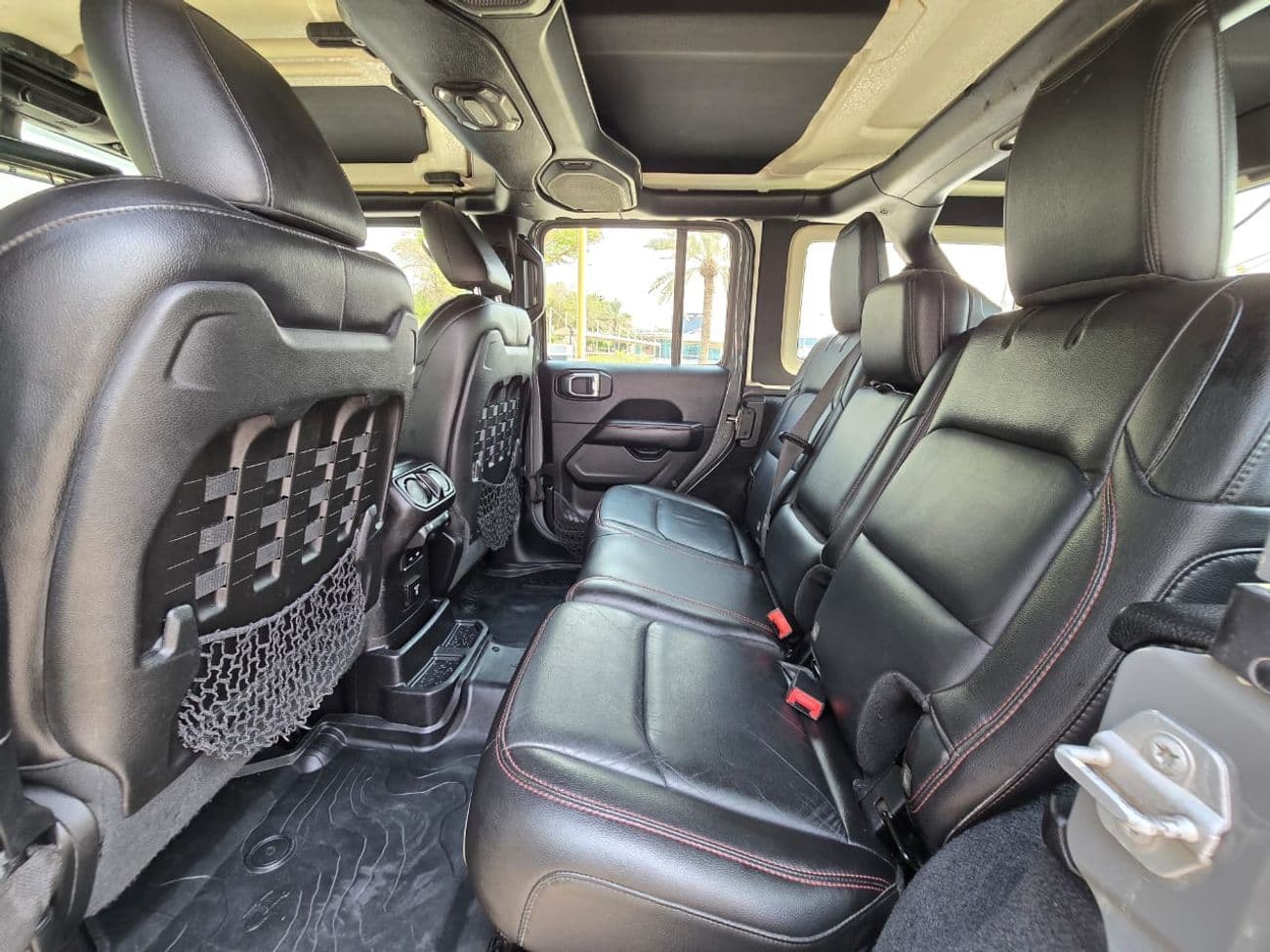 2019 Jeep Wrangler Unlimited RUBICON thumbnail 8