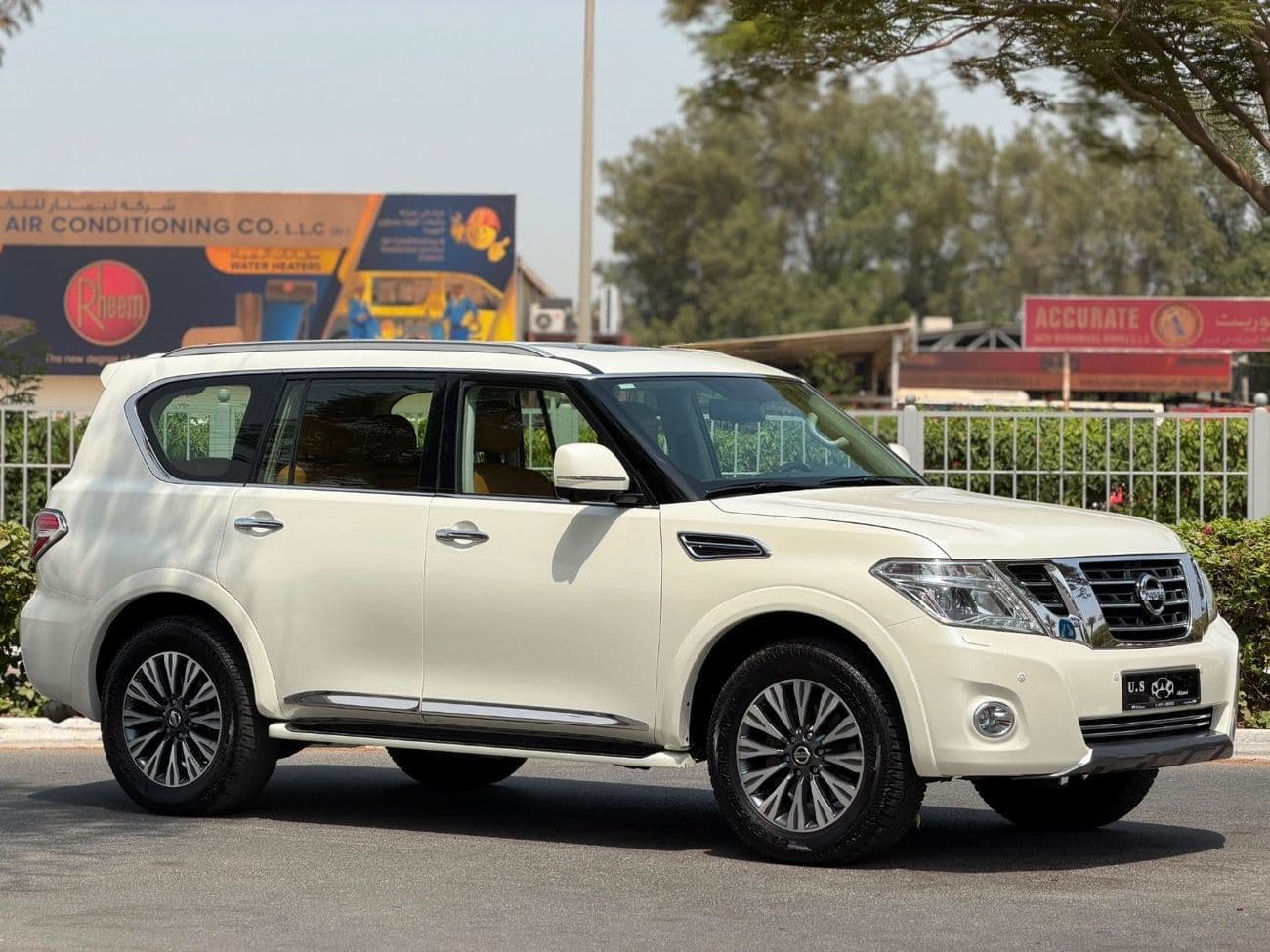 2019 Nissan Patrol SE PLATINUM CITY thumbnail 3