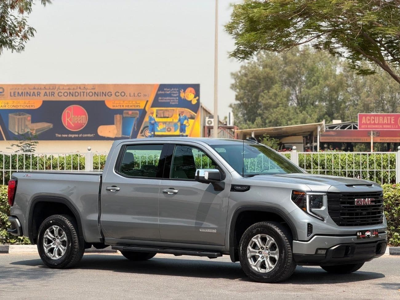 2024 GMC Sierra 1500 CREWCAB SLE thumbnail 2