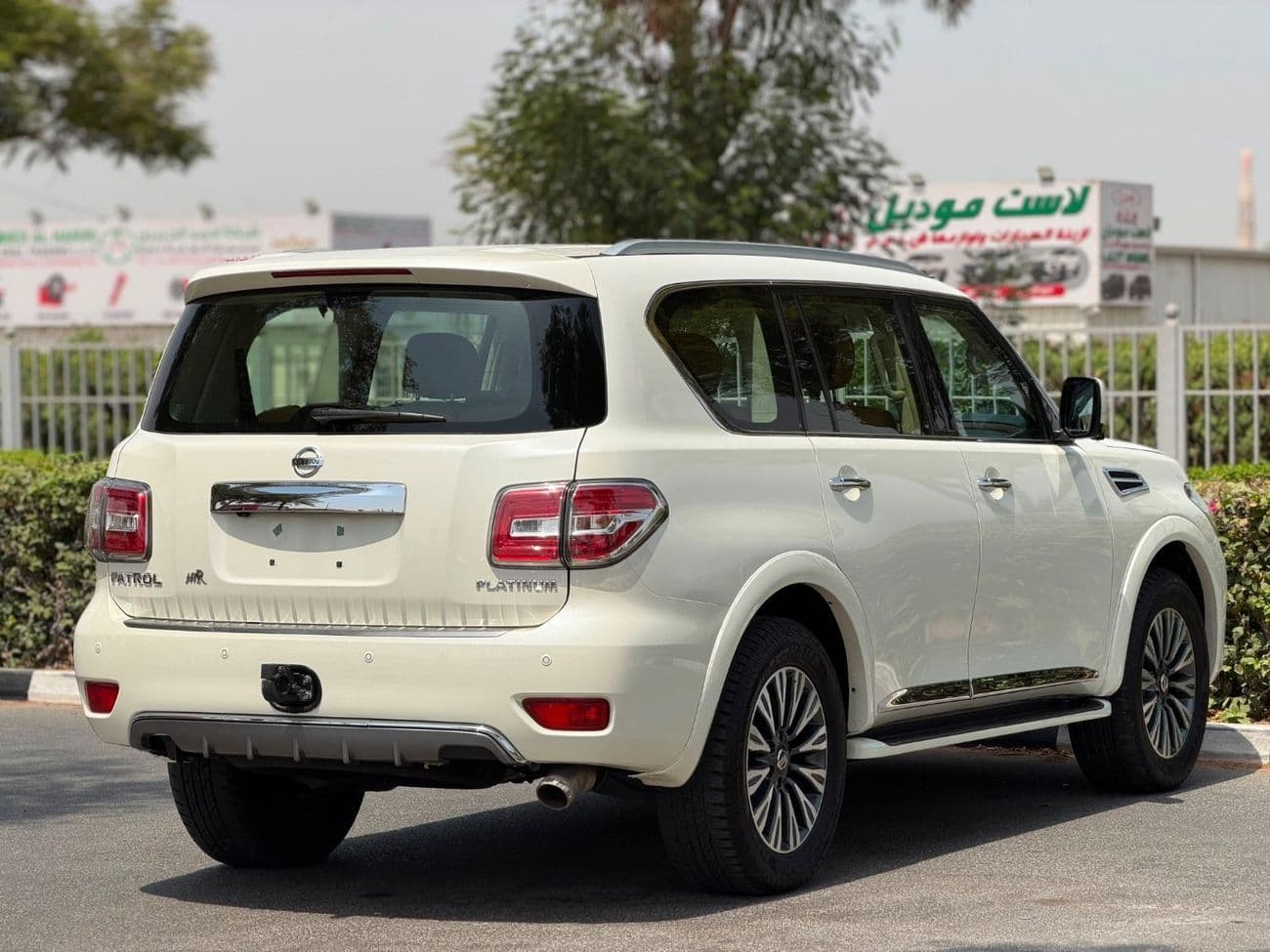 2019 Nissan Patrol SE PLATINUM CITY thumbnail 6
