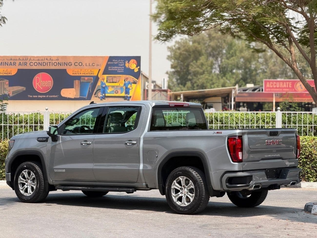 2024 GMC Sierra 1500 CREWCAB SLE thumbnail 4