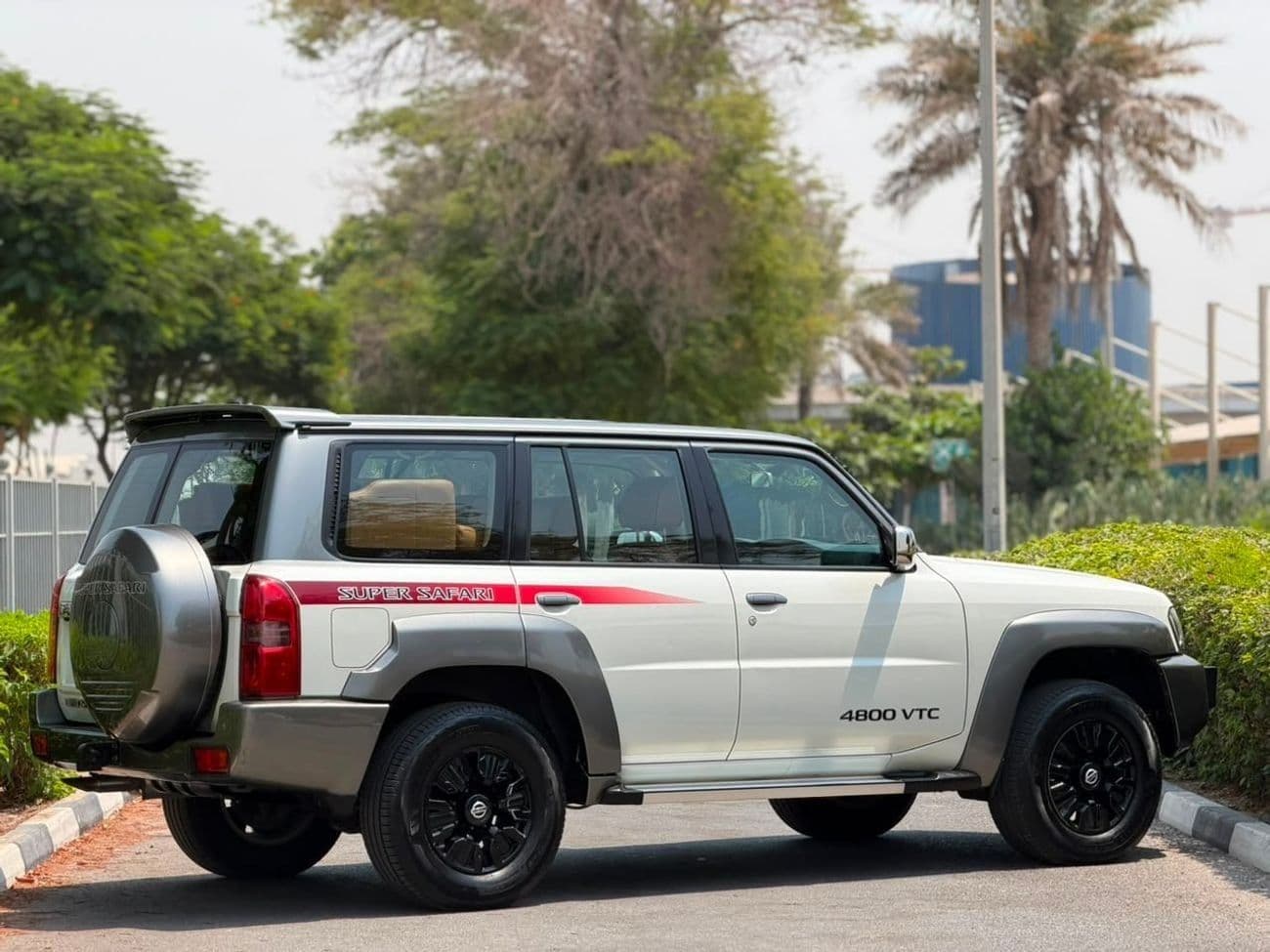2020 Nissan Patrol SUPER SAFARI thumbnail 6