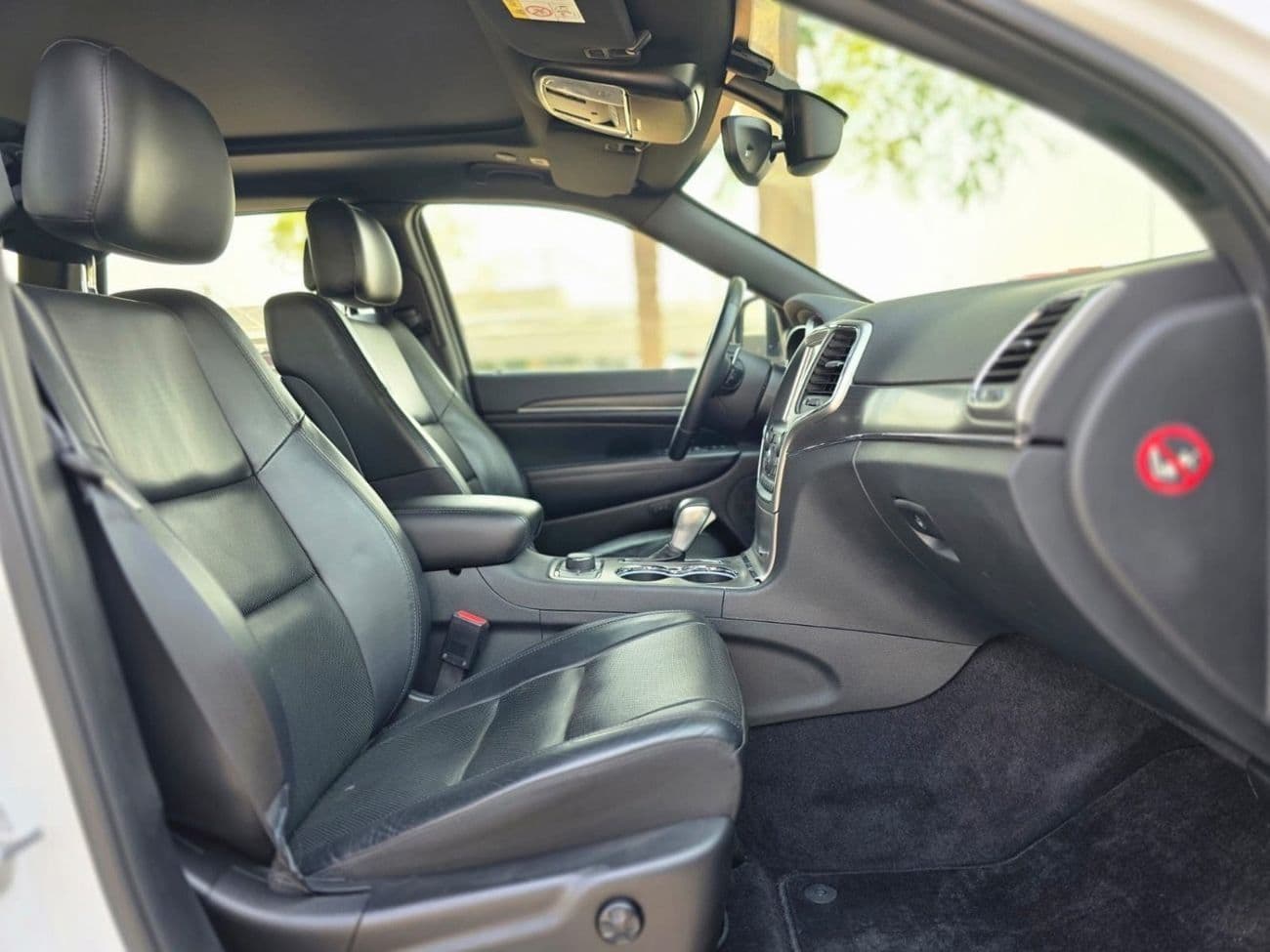 2018 Jeep Grand Cherokee LIMITED thumbnail 8