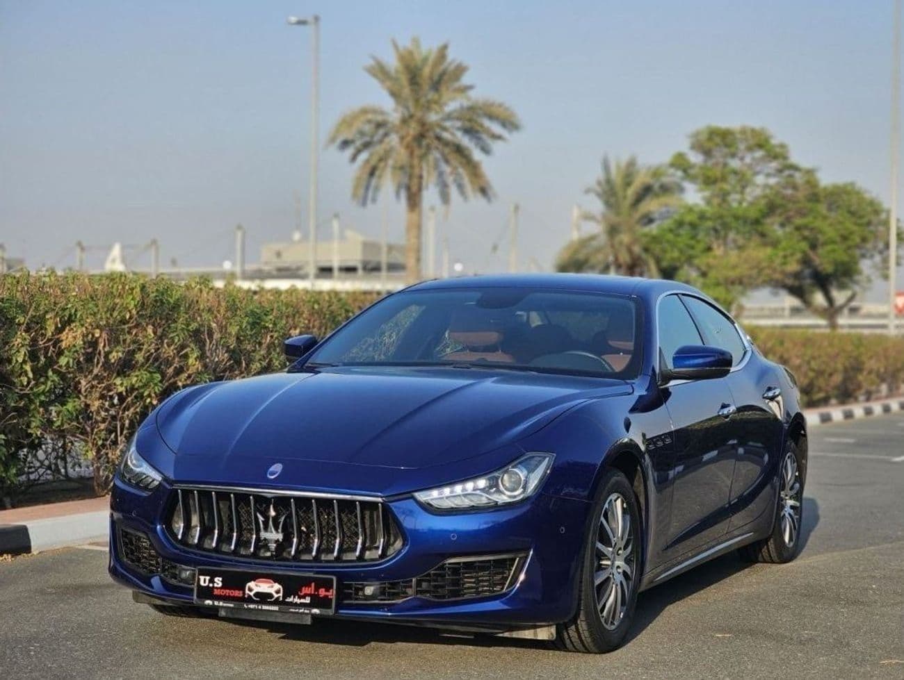 2021 Maserati Ghibli STANDARD thumbnail 3