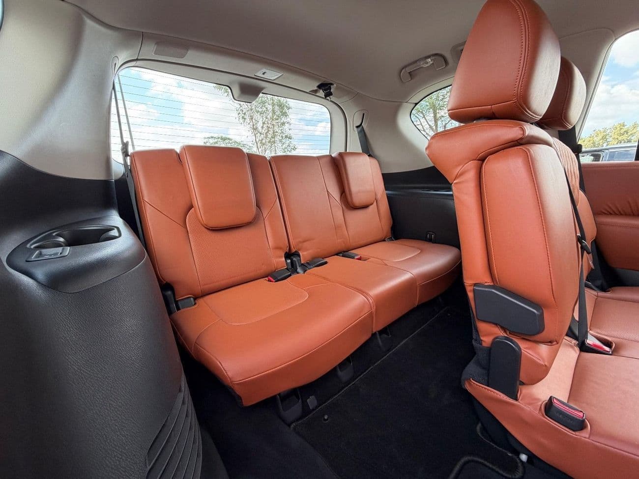 2022 Nissan Patrol SE PLATINUM CITY thumbnail 7