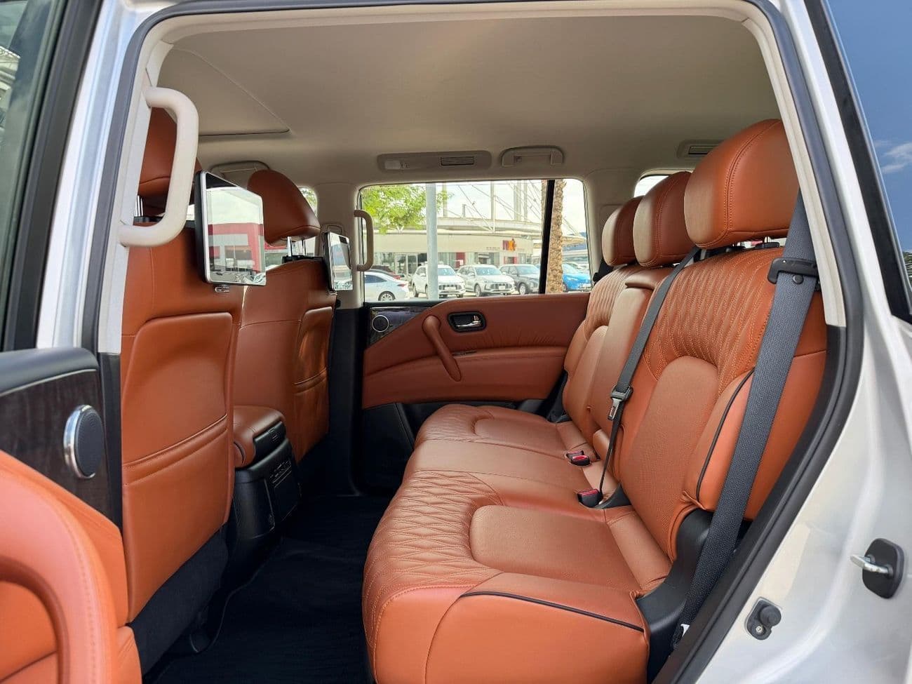 2022 Nissan Patrol SE PLATINUM CITY thumbnail 8