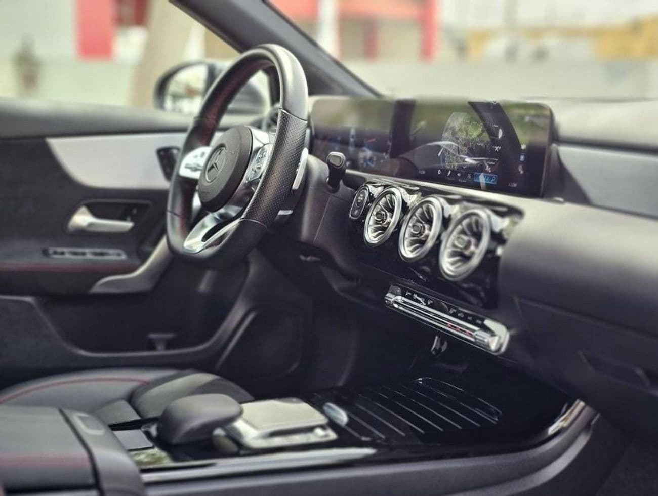 2022 Mercedes Benz A200 PREMIUM PLUS thumbnail 8