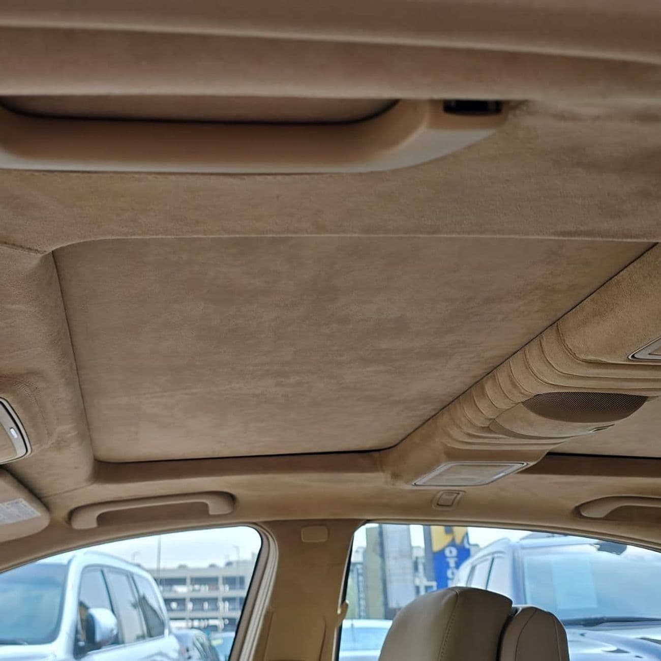 2010 Mercedes Benz S600 LWB thumbnail 6