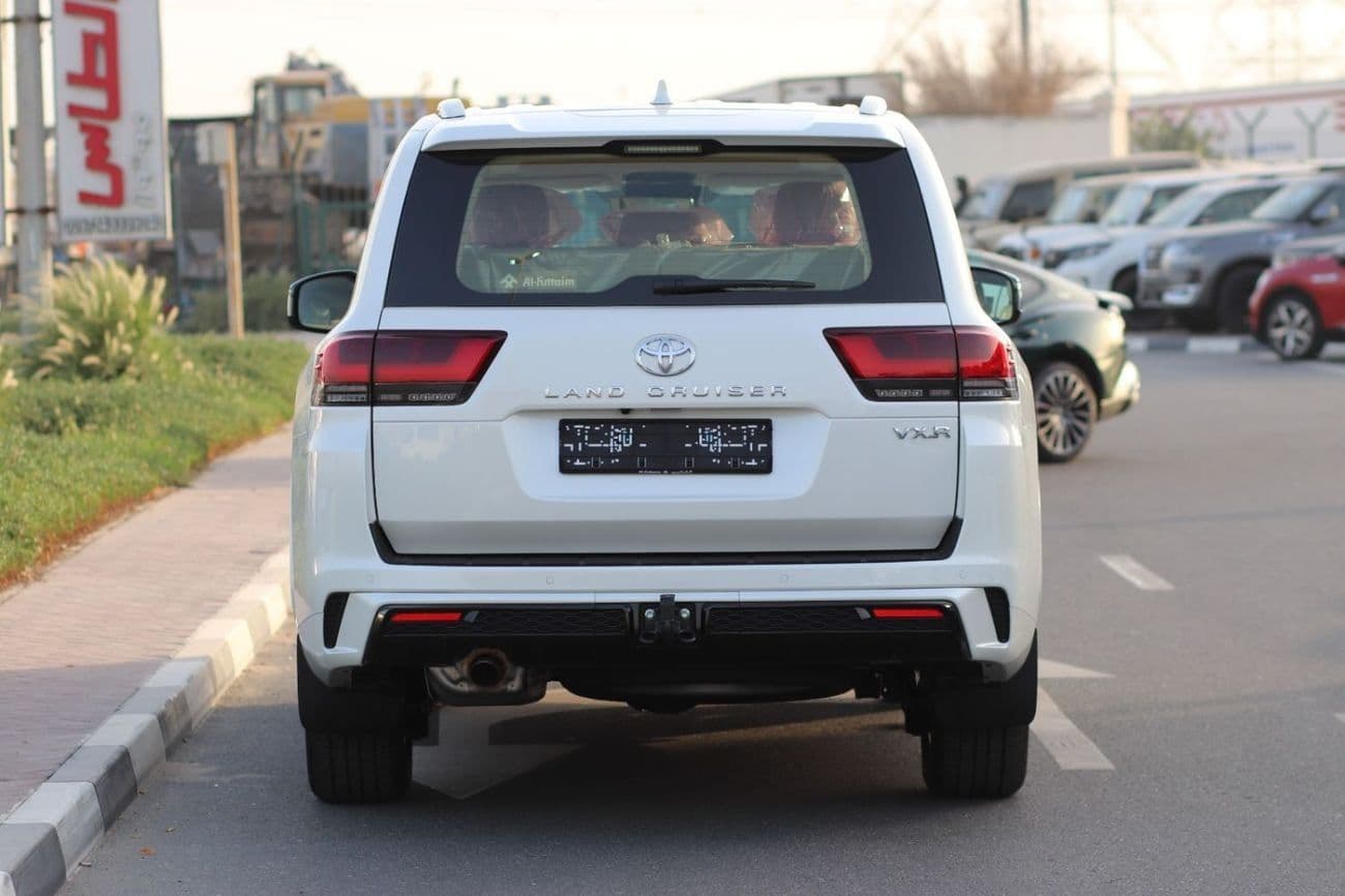 2026 Toyota Land Cruiser VXR thumbnail 5