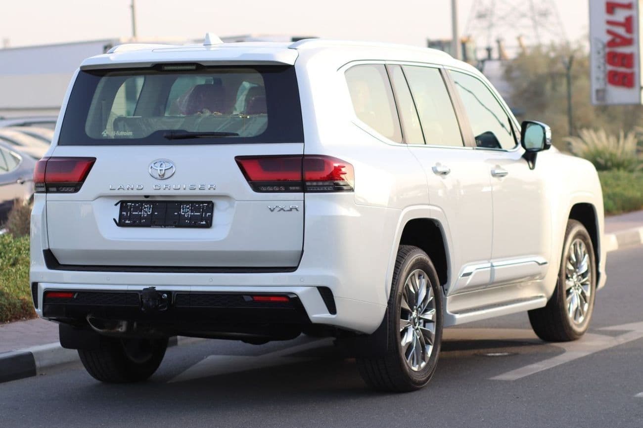 2026 Toyota Land Cruiser VXR thumbnail 4